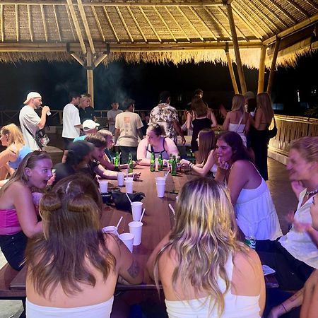 Canggu Central Hostel Εξωτερικό φωτογραφία