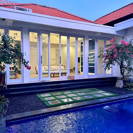 Canggu Central Hostel Εξωτερικό φωτογραφία