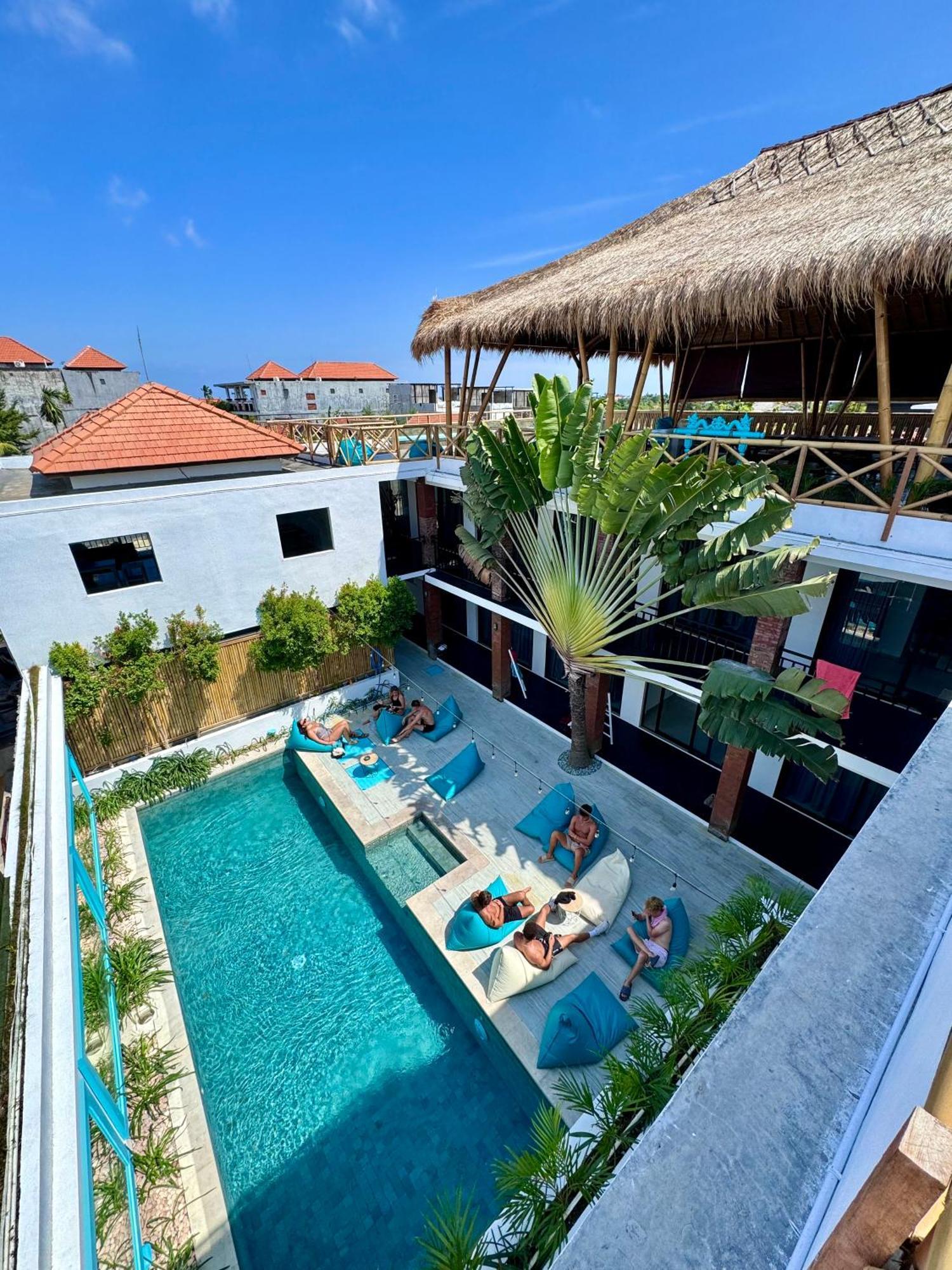 Canggu Central Hostel Εξωτερικό φωτογραφία