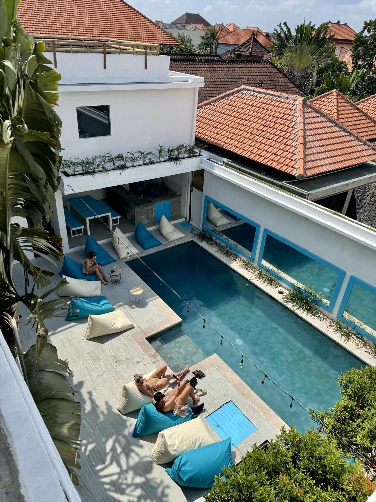 Canggu Central Hostel Εξωτερικό φωτογραφία