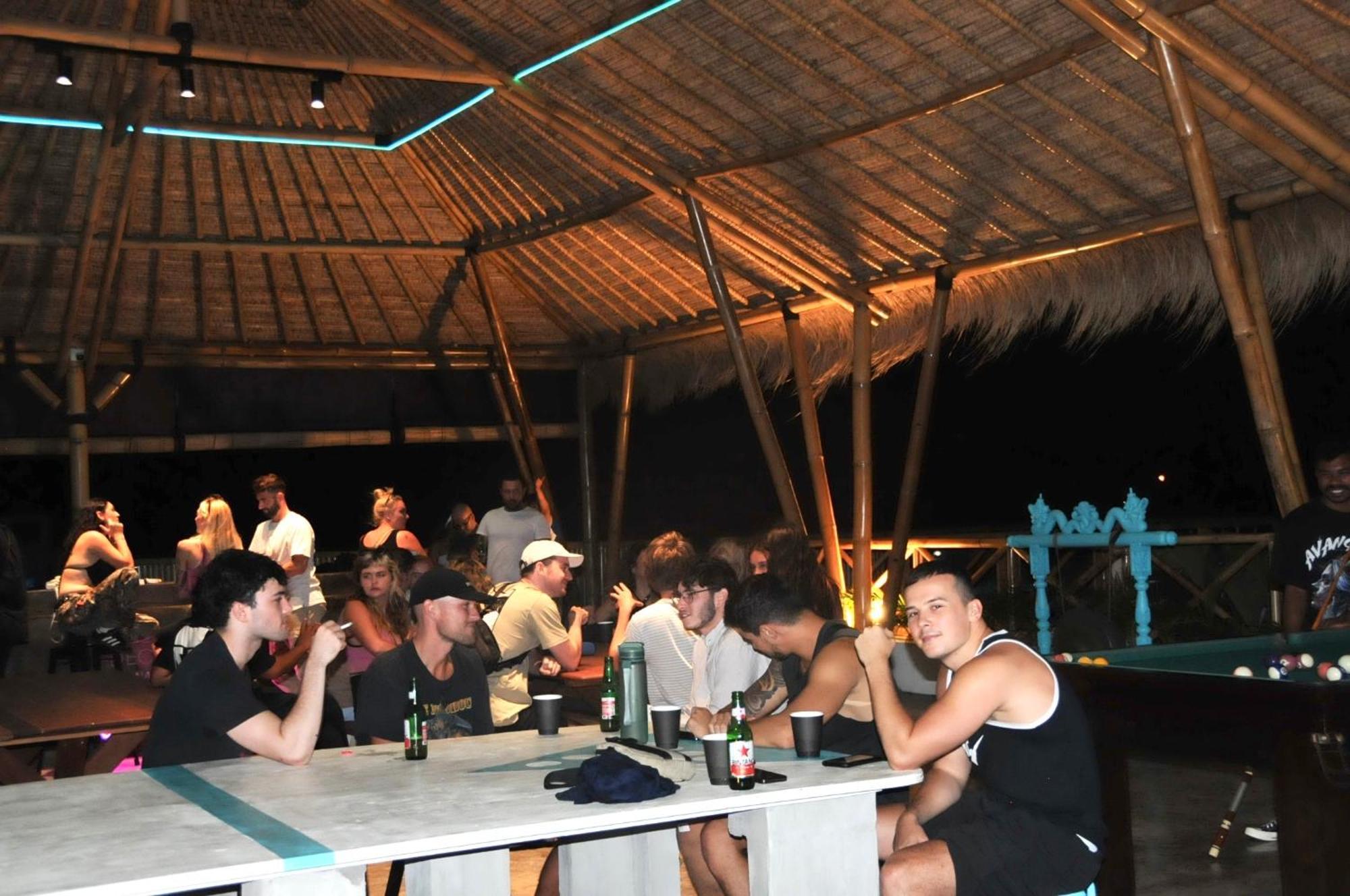 Canggu Central Hostel Εξωτερικό φωτογραφία