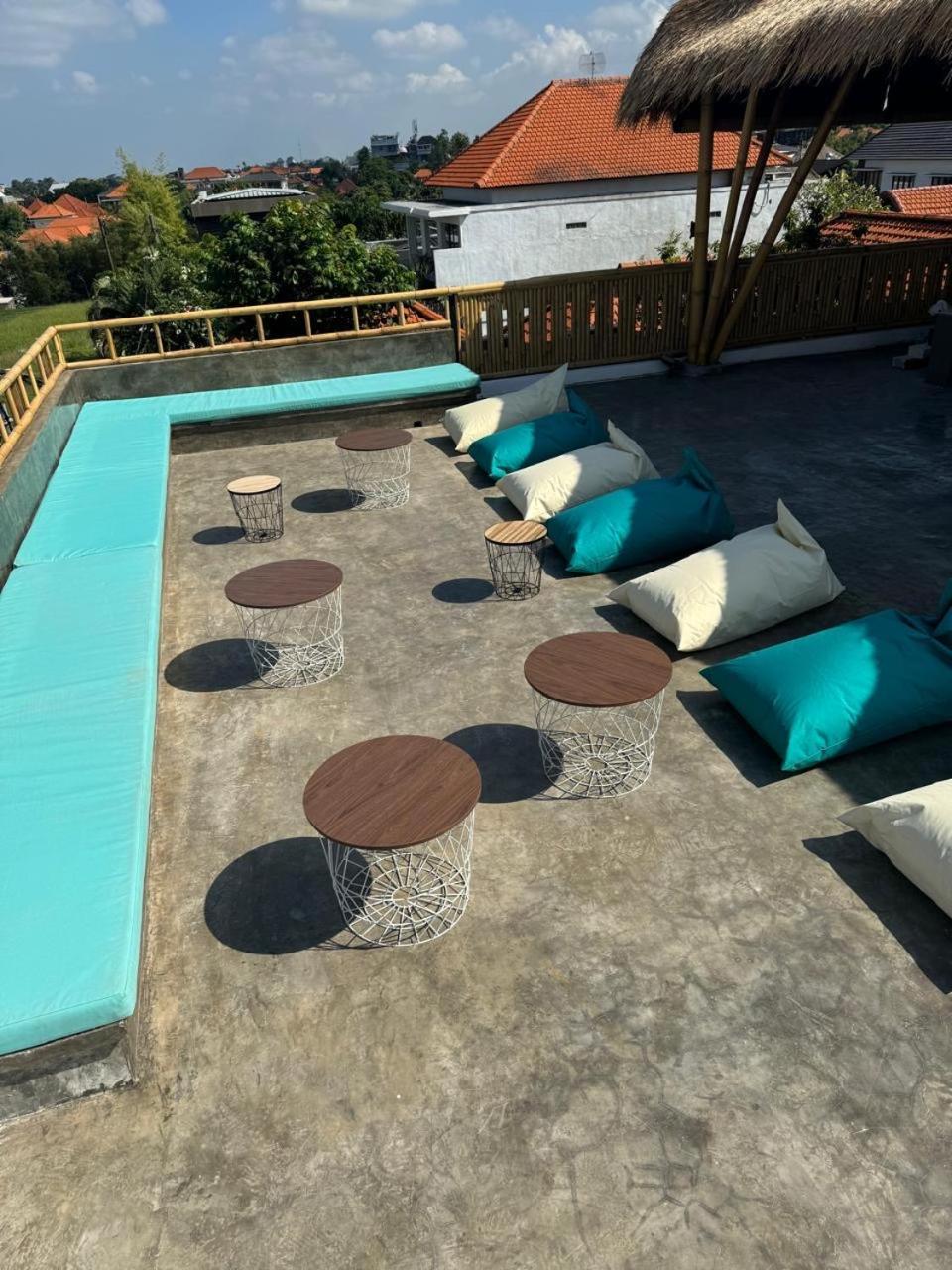 Canggu Central Hostel Εξωτερικό φωτογραφία