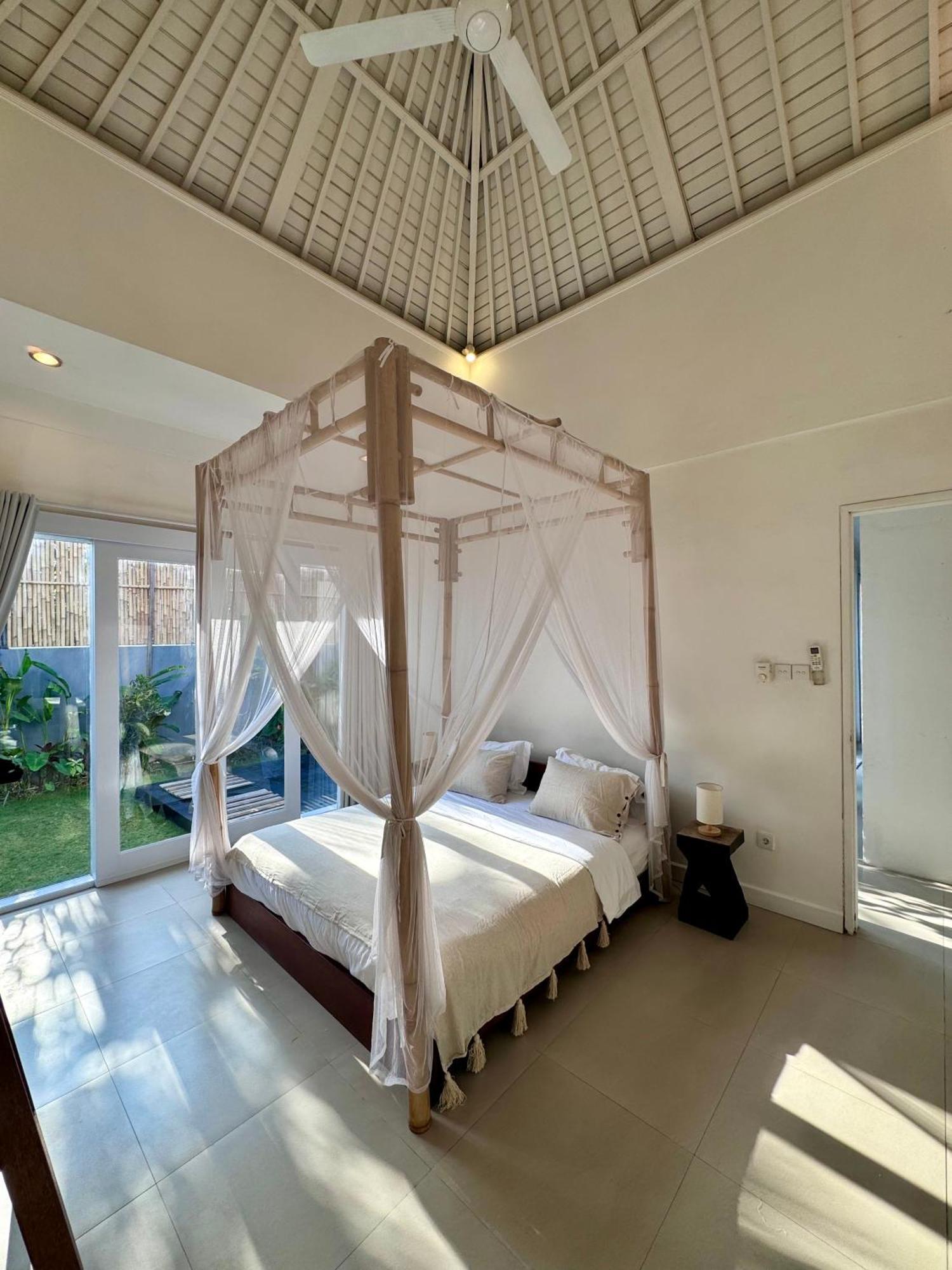 Canggu Central Hostel Εξωτερικό φωτογραφία